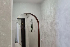 2-к. квартира, 48 м², 1/9 эт.