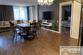 4-к. квартира, 107 м², 11/17 эт.