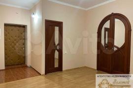 4-к. квартира, 180 м², 6/9 эт.