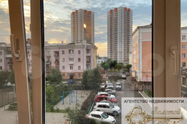 3-к. квартира, 82,2 м², 3/10 эт.