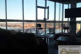 2-к. квартира, 58 м², 4/17 эт.