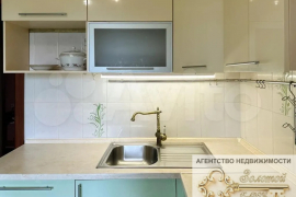 3-к. квартира, 74 м², 1/10 эт.