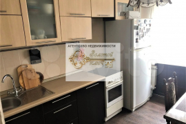 2-к. квартира, 53 м², 4/10 эт.