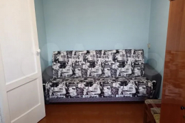 2-к. квартира, 45 м², 3/3 эт.