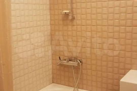 4-к. квартира, 79 м², 5/10 эт.