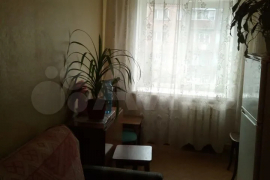 Комната 13 м² в 5-к., 4/5 эт.