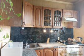 2-к. квартира, 49 м², 9/9 эт.