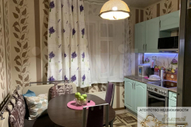 2-к. квартира, 52 м², 3/9 эт.