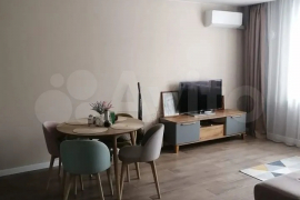 3-к. квартира, 70 м², 1/10 эт.