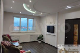 3-к. квартира, 72 м², 9/10 эт.