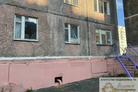 2-к. квартира, 57 м², 1/9 эт.