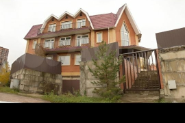 Продается 3-этажный дом, 679 м²
Расположение
