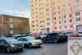 2-к. квартира, 48 м², 4/9 эт.