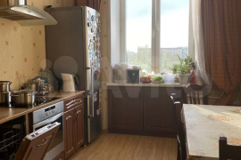 4-к. квартира, 107 м², 3/3 эт.