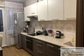 2-к. квартира, 60,4 м², 13/16 эт.