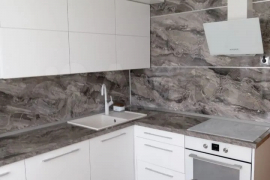 4-к. квартира, 82 м², 3/4 эт.