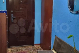 2-к. квартира, 52 м², 4/9 эт.