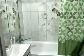 2-к. квартира, 50 м², 3/9 эт.