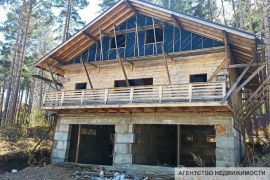 Дом 250 м² на участке 7,3 сот.