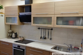 продам 2-к, В. Высоцкого, 43