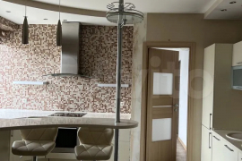 4-к. квартира, 120 м², 7/9 эт.