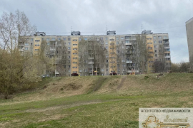 2-к. квартира, 46 м², 1/9 эт.
