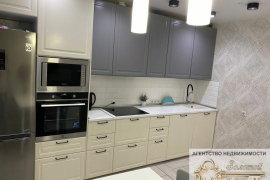 продам 3-к, Титова, 246/1