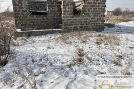 Дом 42 м² на участке 9 сот.