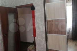 4-к. квартира, 87 м², 1/9 эт.