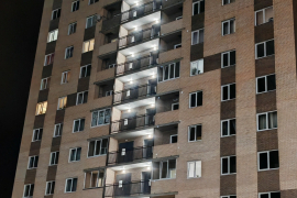 Абакан, улица Кирова, 214к2