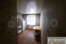 1-к. квартира, 42 м², 1/10 эт.