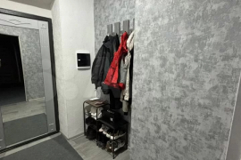 3-к. квартира, 76,5 м², 2/5 эт.