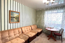 3-к. квартира, 60 м², 1/5 эт.