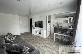 3-к. квартира, 49.9 м², 3/5 эт.