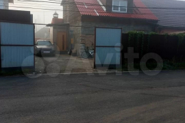 Дом 93 м² на участке 2,7 сот.