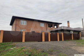 Коттедж 624 м² на участке 15 сот.