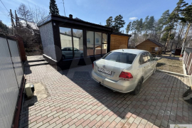 Дом 95 м² на участке 9 сот.