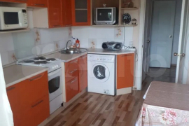 3-к. квартира, 90 м², 6/10 эт.