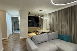 3-к. квартира, 91 м², 5/10 эт.