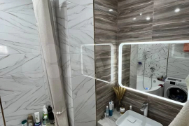 3-к. квартира, 80 м², 10/18 эт.