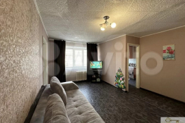 2-к. квартира, 44 м², 3/5 эт.