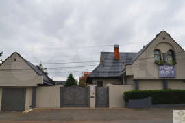 Дом 202 м² на участке 6,4 сот.