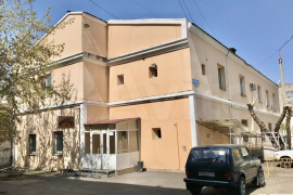 Здание, 730 м²