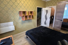 4-к. квартира, 83,5 м², 1/9 эт.