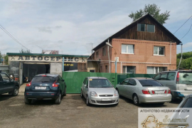 Дом 217 м² на участке 4.2 сот.