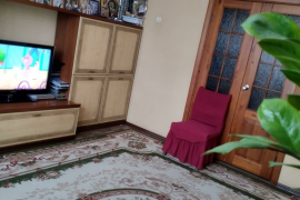 Квартира, 4 комнаты, 80 м²